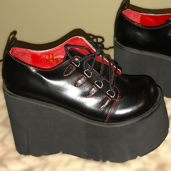 Demonia KERA-15 - Rare 2010 -Oxford Platform - Black w/Red- Lace-Up - NEW in Box - Picture 2 of 16